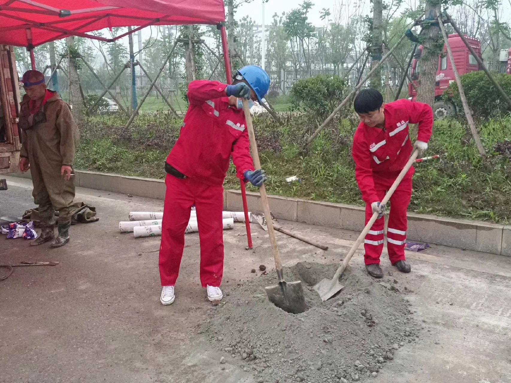 绿春管道疏通哪家好】及时进行市政管道清淤